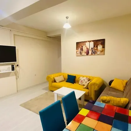 Appartement Pangalti'da Bahceli 2+1