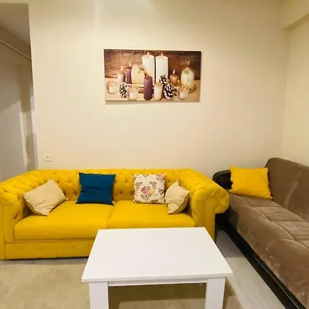 Pangalti'da Bahceli 2+1 * Istanbul